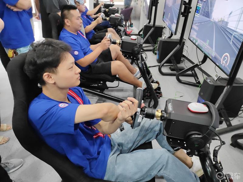 易车上海首次聚会联欢