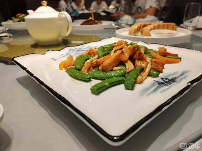 易车上海首次聚会联欢
