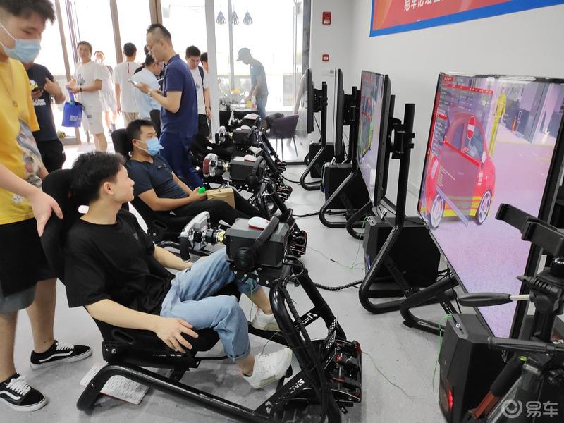易车上海首次聚会联欢