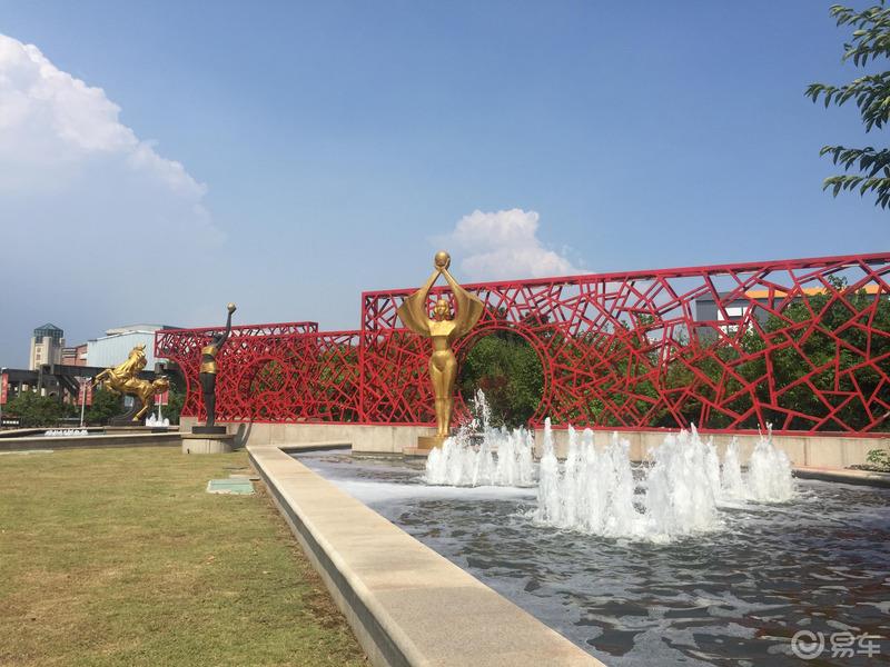 开学前的最后一次出市旅行，无锡华莱坞影都游记