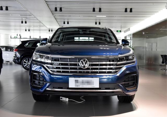 最便宜大众途锐提车，落地55万，空间不输陆巡，内饰大屏真霸气