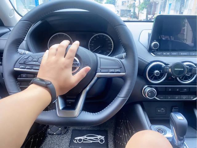 14代轩逸提车用车20多天了，小伙后悔了