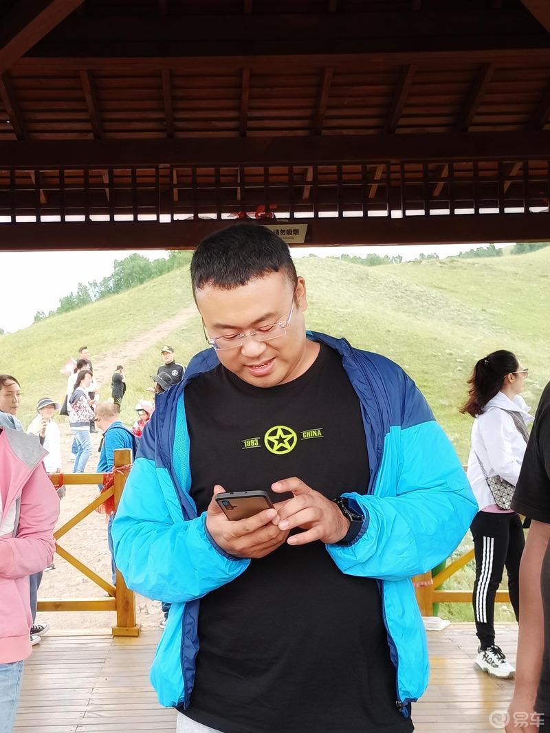 来玩吧契丹发源地 中国马镇 七彩森林外加大草原