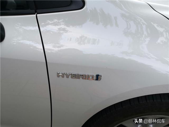 如果预算15万想买轿车，卡罗拉双擎值得一选