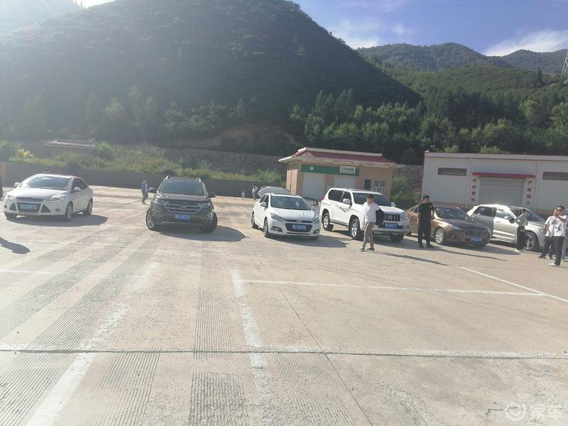 来玩吧契丹发源地 中国马镇 七彩森林外加大草原