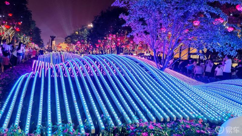 【奔跑吧，陕西】【青青河边草】18.与美食恋雪一起夜游网红打卡地大唐不夜城步行街