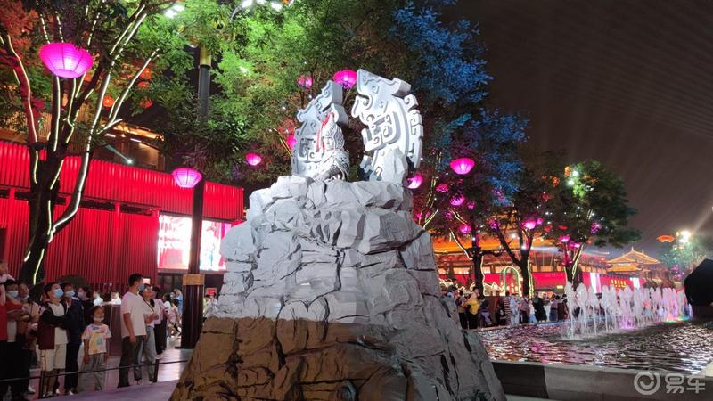 【奔跑吧，陕西】【青青河边草】18.与美食恋雪一起夜游网红打卡地大唐不夜城步行街