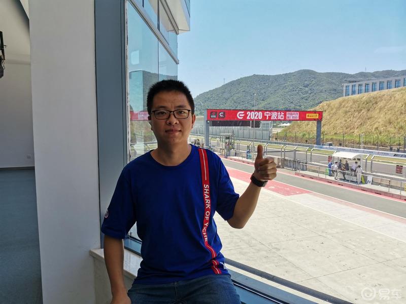 感受易车夺人风采，品味宁波无穷魅力