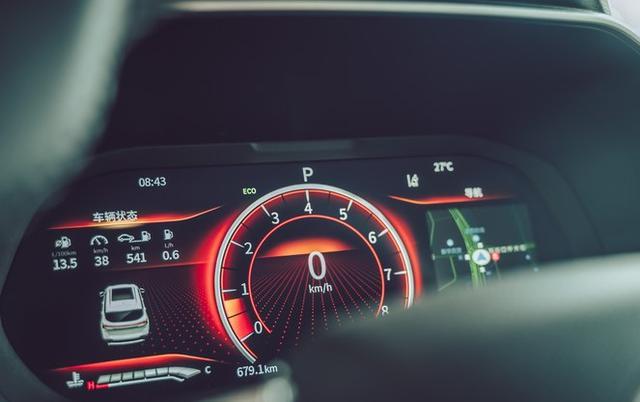 8万提风行T5，空间比哈弗M6大，质保8年不怕坏，车主：好车