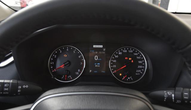 被忽视的丰田SUV，和汉兰达同级，才17.18万起
