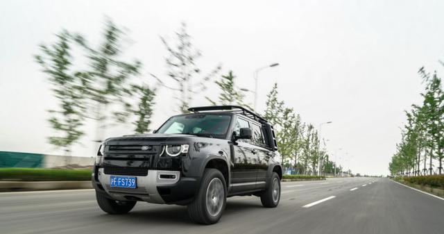 88万提了辆路虎全新卫士，开了5480公里后，车主：有话要说