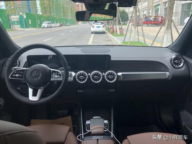 47岁大叔喜提奔驰GLB，动力表现有些糟糕，这个价格挺便宜吧