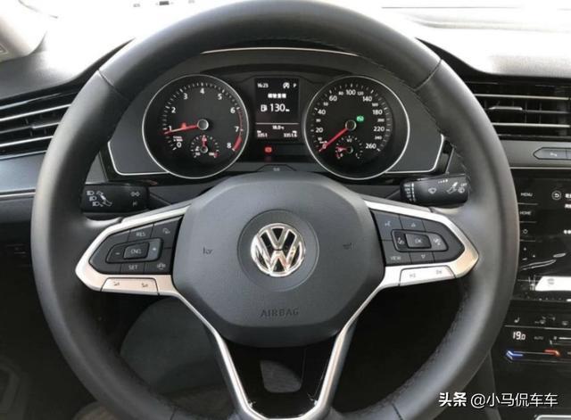 飞度换迈腾，鸟枪换炮。分享迈腾330精英版用车感受，这价如何