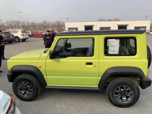 全新铃木吉姆尼提车！落地22万，关于用车感受，车主说了实话