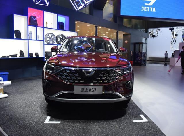 通勤自驾两不误，10万就能提走德系中型SUV，家人被捷达VS7打动