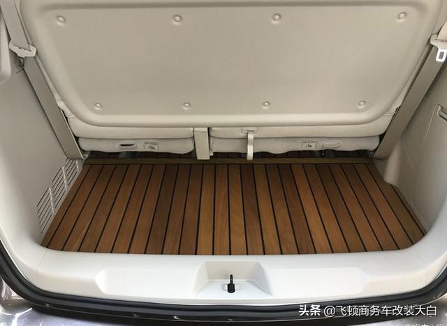 2020款别克GL8 652T乞丐版升级为家用及商用头等舱