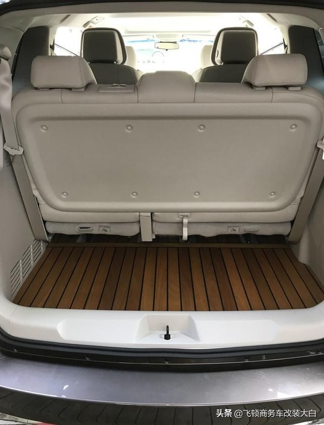 2020款别克GL8 652T乞丐版升级为家用及商用头等舱