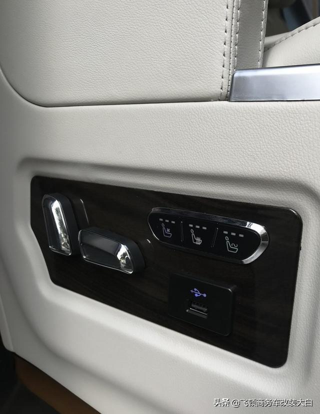 2020款别克GL8 652T乞丐版升级为家用及商用头等舱