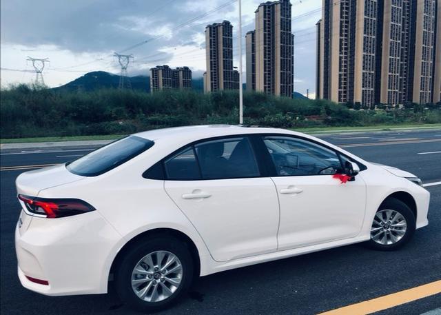 丐版卡罗拉，用车感受！