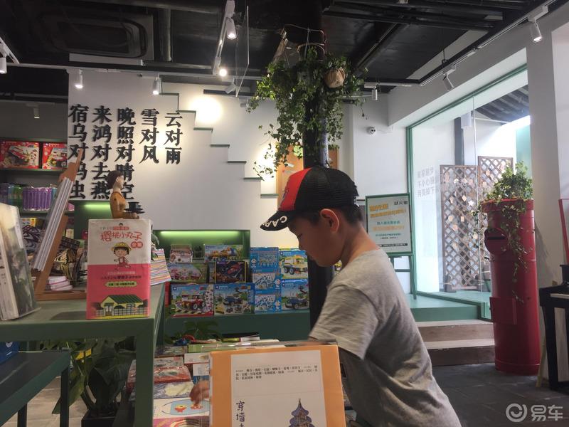 带着下一代，怀念学生时代的美食之旅
