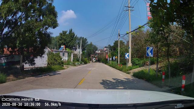 支持华为HiCar的旗舰4K行车记录仪，海思芯片4g远程互联