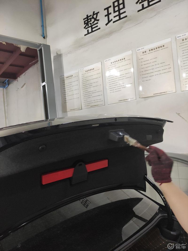 迈腾4万公里保养，跟着我的镜头。解读4s店保养流程。
