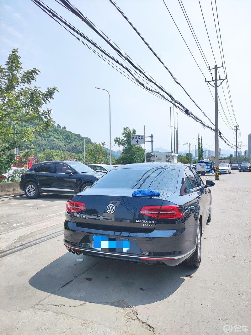 迈腾4万公里保养，跟着我的镜头。解读4s店保养流程。
