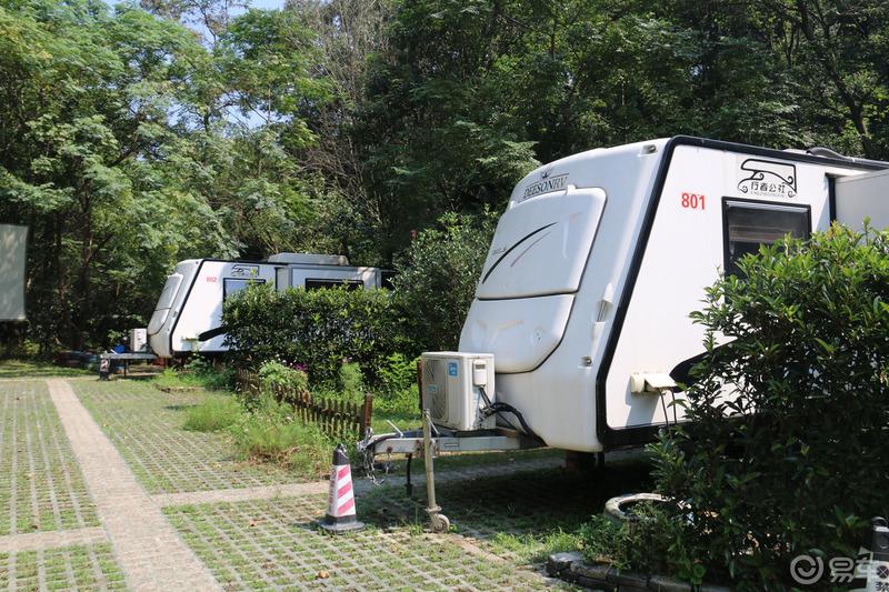 户外房车、美女露营--这里应有尽有，就在易车易时光
