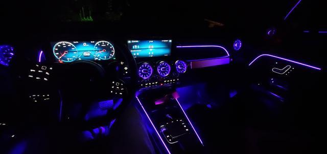北美Mercedes-BenzGLB2502.0T提车作业