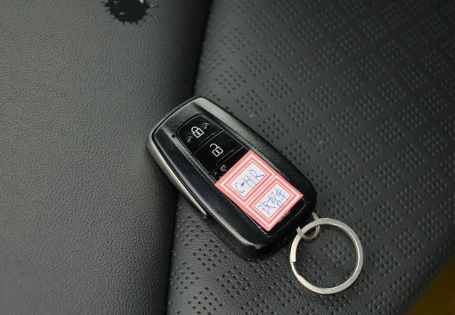 裸车15万提丰田CHR，它有什么优缺点？分享我的感受
