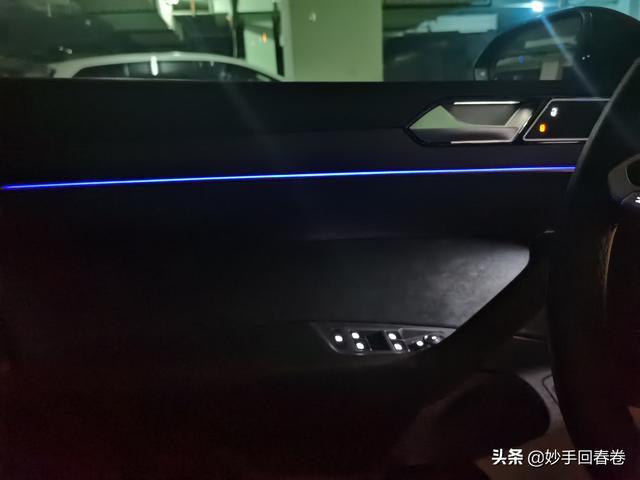 喜提2020款迈腾，灯光配置逆天，看我夜间灯光秀