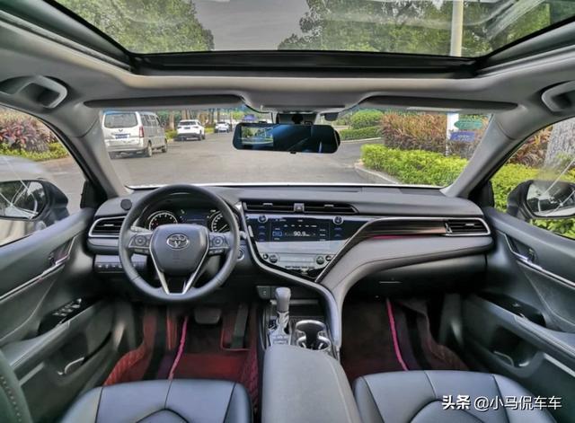 喜提2.5L丰田凯美瑞豪华版，优惠1.1万算便宜吗