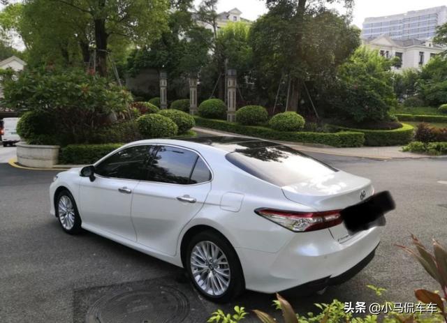 喜提2.5L丰田凯美瑞豪华版，优惠1.1万算便宜吗