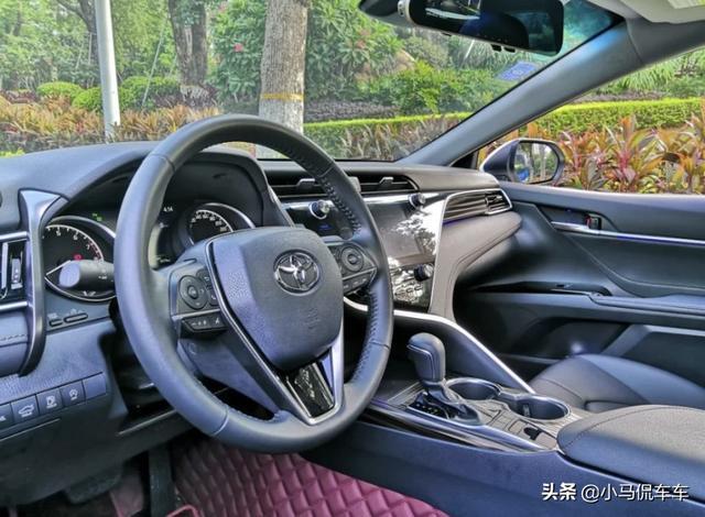 喜提2.5L丰田凯美瑞豪华版，优惠1.1万算便宜吗
