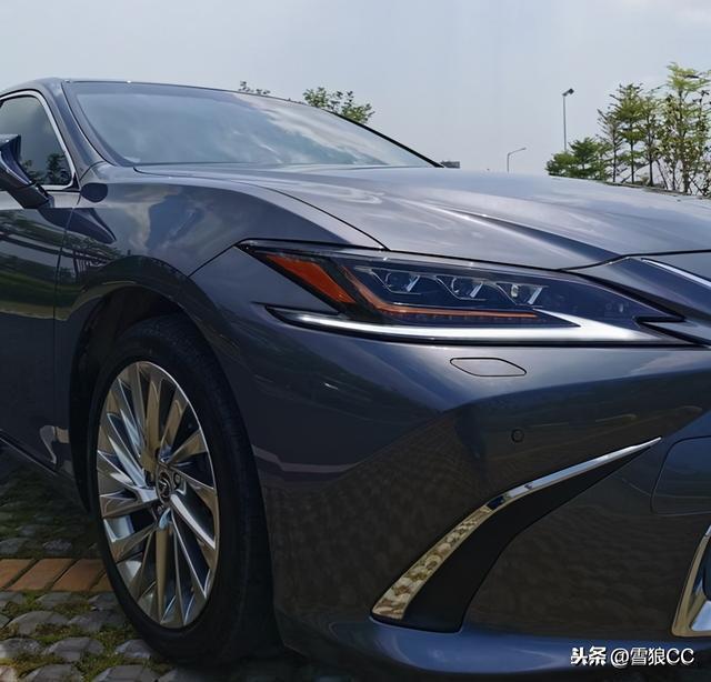 2020款雷克萨斯 300h 行政版 用车感受