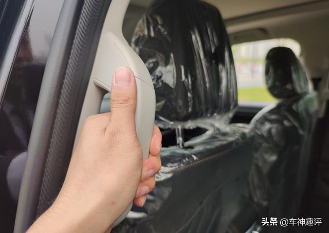 看似朴实无华，却诚意满满，哈弗大黑狗提车作业来了