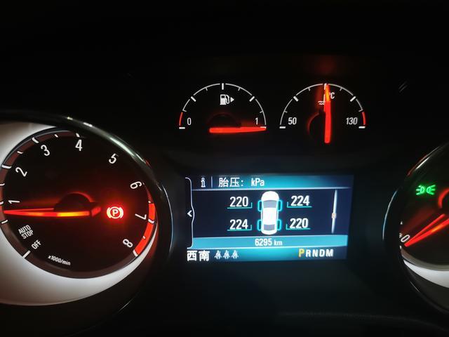 别克君威用车4月感受，实际油耗有多少