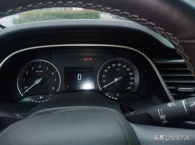 爱生活，爱小白