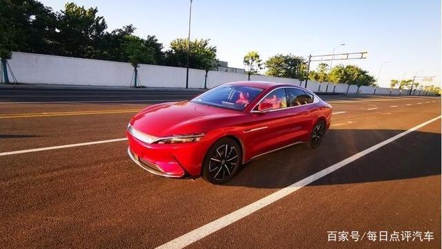 放弃凯迪拉克CT4提比亚迪汉，2000公里车主说了几个小毛病