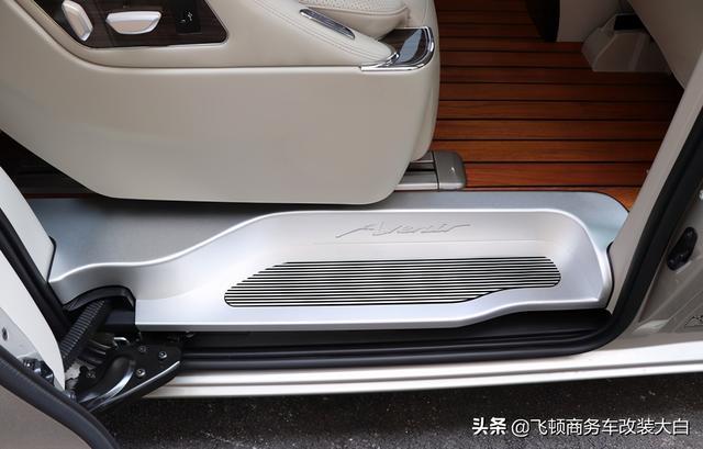 多方对比还是选择2020款别克GL8-2999提车+灰色内饰