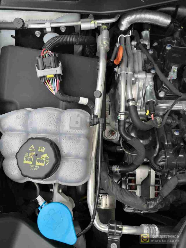 2020款全新哈弗h6用车初体验