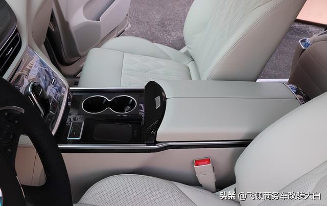 多方对比还是选择2020款别克GL8-2999提车+灰色内饰