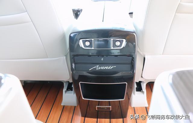 多方对比还是选择2020款别克GL8-2999提车+灰色内饰