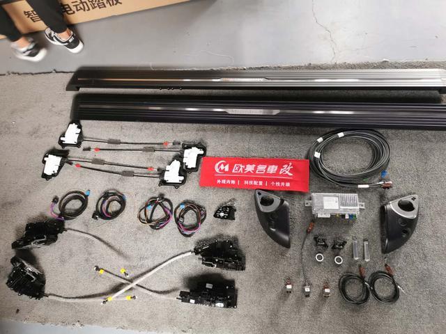 青岛新款奔驰GLE升级360全景电动踏板电吸门ACC自动巡航