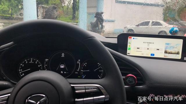 昂克赛拉的小毛病多吗？它的内饰差吗？车主4500公里后有话说
