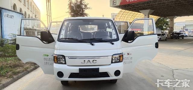 什么奔驰、宝马，在我看来都是浮云