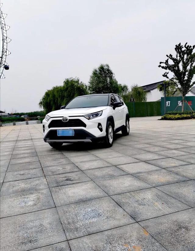 荣放依旧这么好看