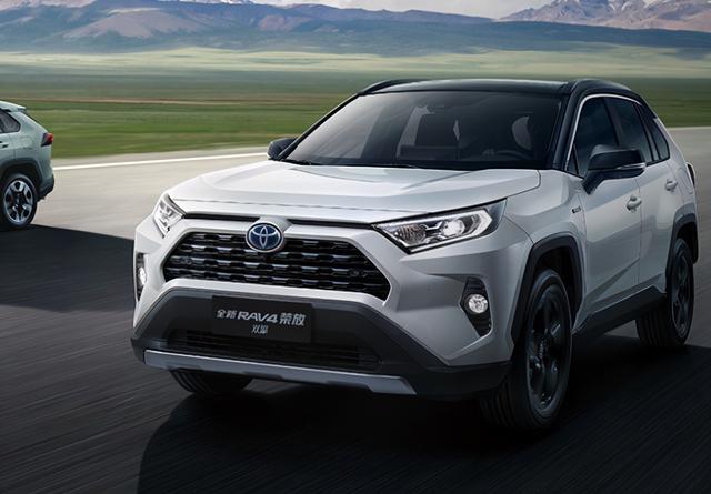 车友刚提了丰田RAV4，第一感觉：这车动力不行