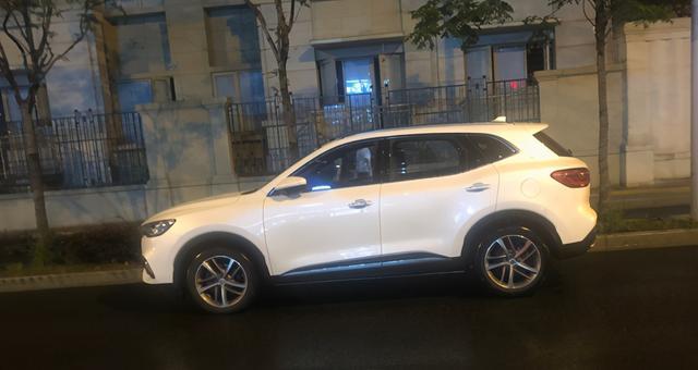 入手人生第一台车，名爵HS领航未来