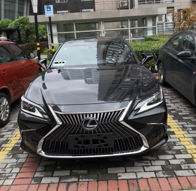 车主提雷克萨斯ES200豪华版，说出自己真实感受